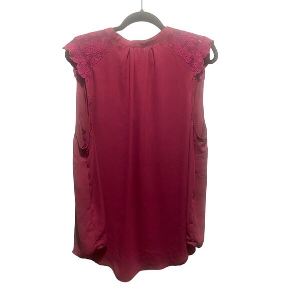 Torrid Plus Size 3 Sleeveless V-Neck Blouse - Fuchsia Pink - Picture 2 of 4